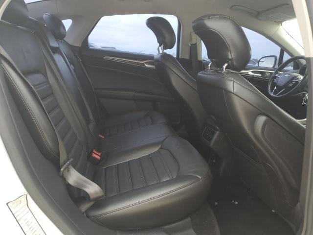 1FA6P0HD8E5382212 Ford FUSION SE