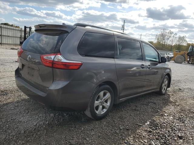 5TDKZ3DC8JS901989 | 2018 TOYOTA SIENNA LE