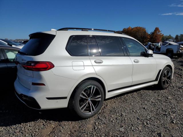 VIN 5UXCW2C01N9J37842 2022 BMW X7, Xdrive40I no.3