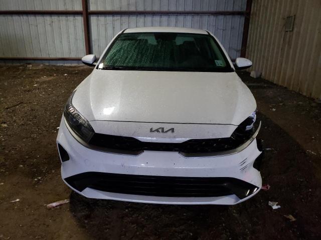 3KPF24AD9PE595428 KIA FORTE LX