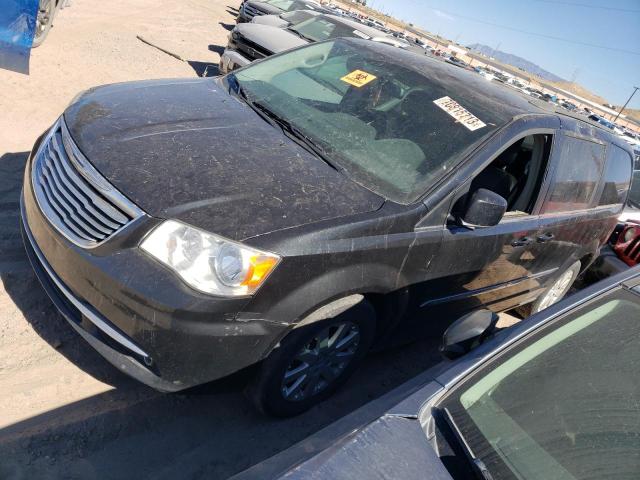 Lot #2445718507 2015 CHRYSLER TOWN & COU salvage car