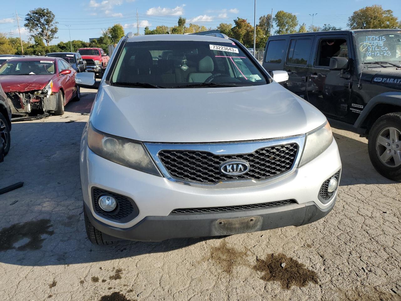 2012 Kia Sorento Base vin: 5XYKT3A61CG188806