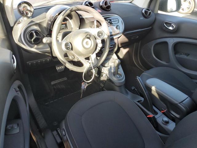 VIN WMEFJ9BA9KK370745 2019 Smart Fortwo no.8