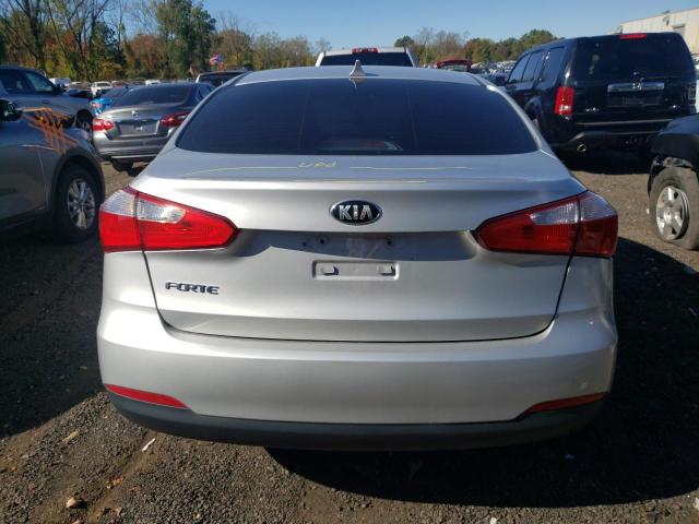 KNAFK4A67G5524173 KIA FORTE LX