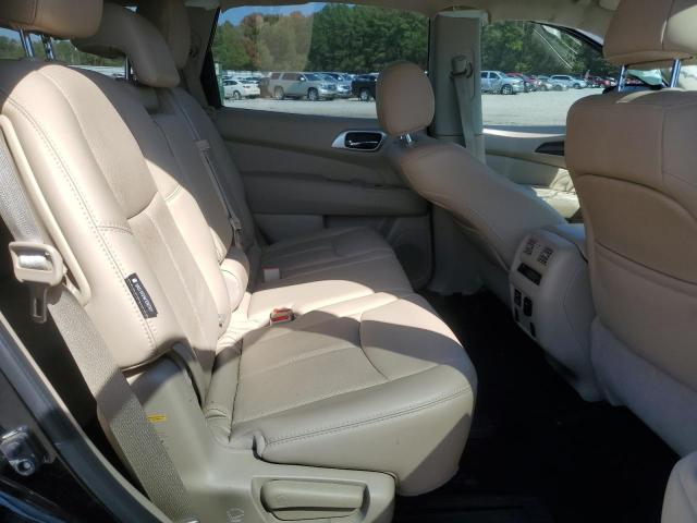 5N1DR2MN0JC669843 Nissan Pathfinder S