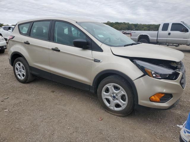 1FMCU0F76JUC80261 | 2018 Ford escape s