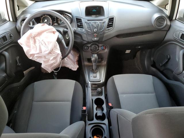 Седани FORD FIESTA 2016 Білий