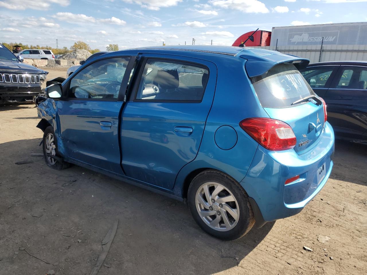 ML32A4HJXJH009207 2018 Mitsubishi Mirage Se