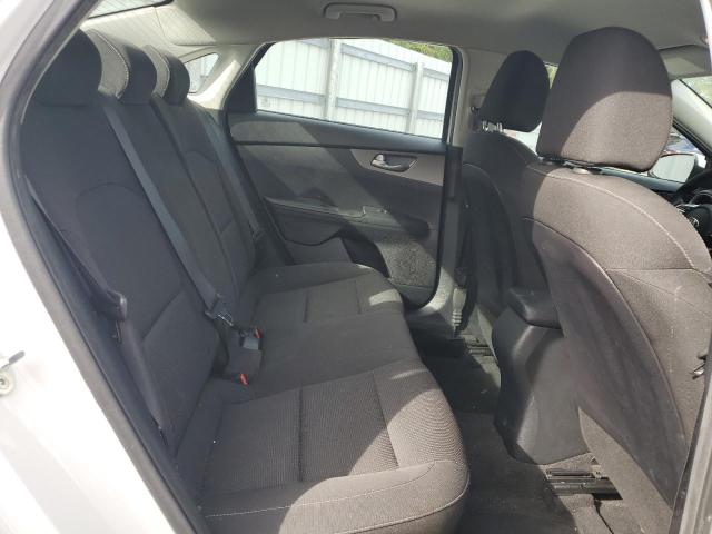 3KPF24AD7KE128503 KIA FORTE FE