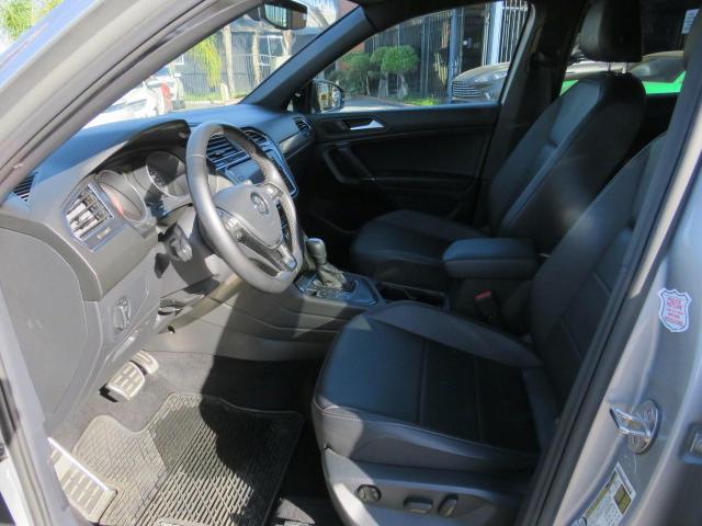 3VV3B7AX1LM160628 Volkswagen Tiguan SE 9