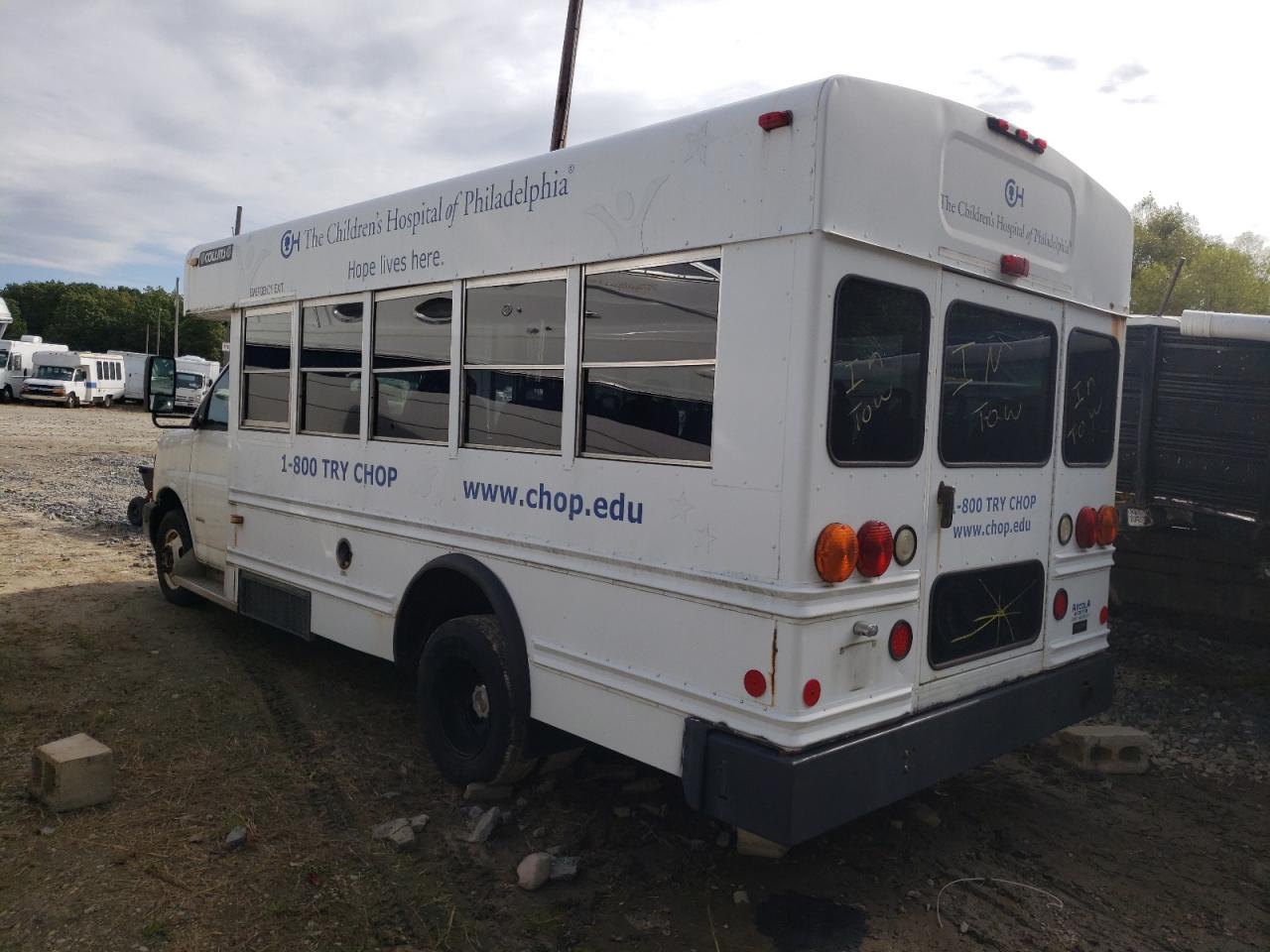 1GBJG312261225187 2006 Chevrolet Express G3500