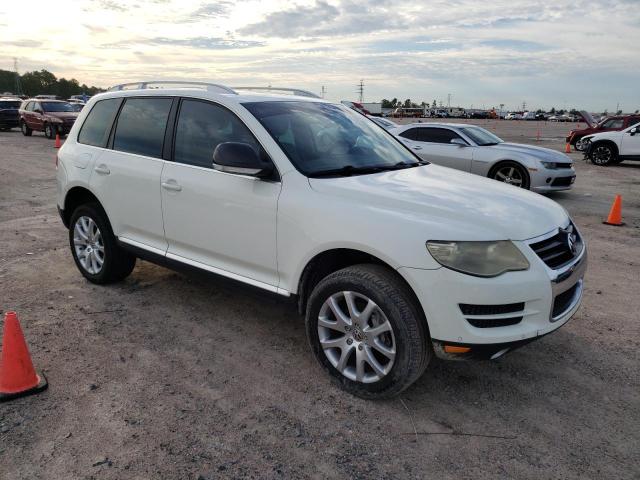 2009 Volkswagen Touareg 2 V6 Tdi VIN: WVGFM77L89D037130 Lot: 71147483