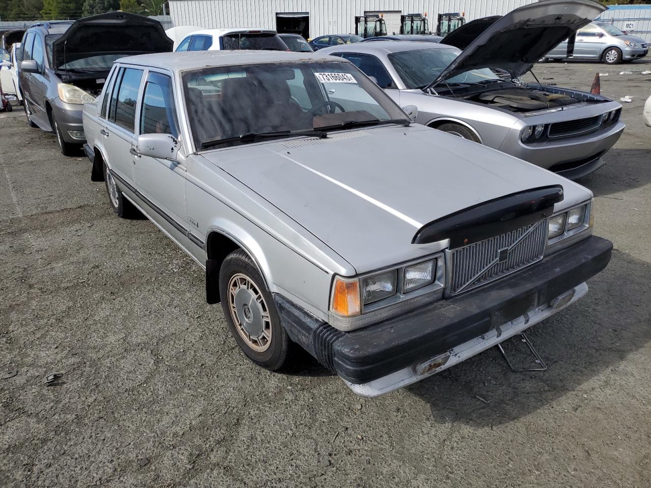 YV1FX8842H1185499 1987 Volvo 740 Gle