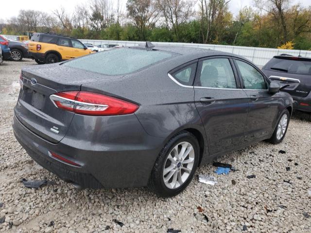 3FA6P0HD8KR247997 Ford Fusion SE 3