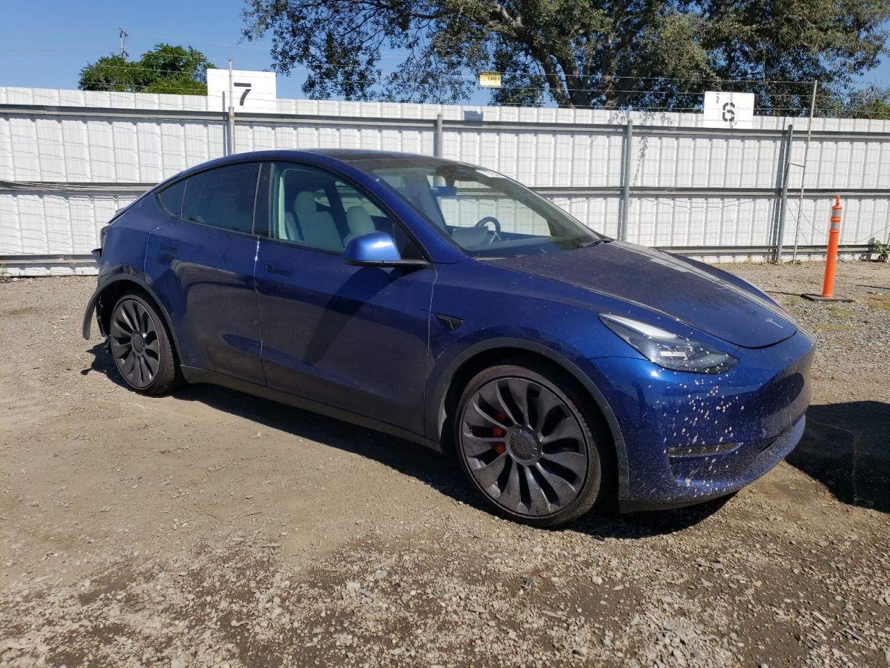 5YJYGDEF0MF295109 Tesla Model Y  4