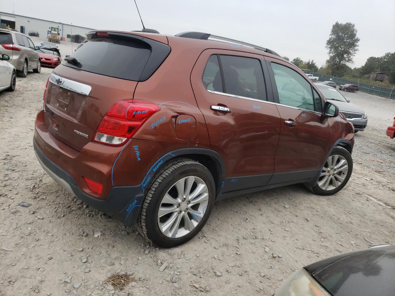 3GNCJMSB0KL216556 Chevrolet Trax PREMI 3