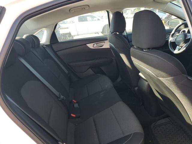 3KPF24AD5PE538630 KIA FORTE LX