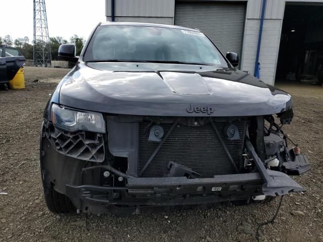 1C4RJFAGXJC245049 Jeep Grand Cherokee Laredo