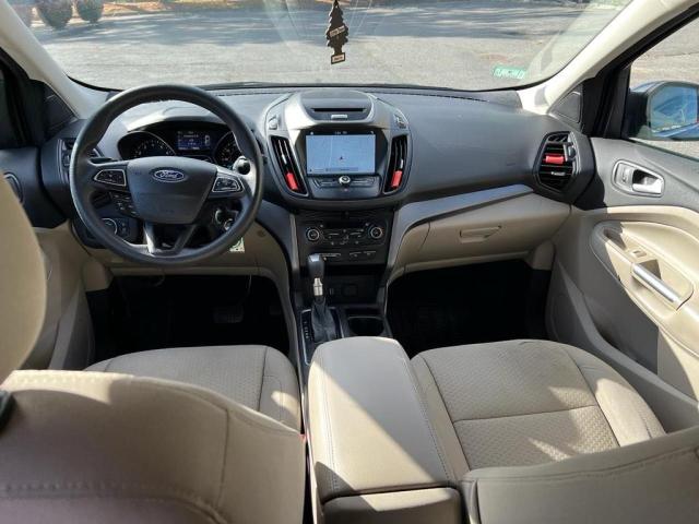 1FMCU9G91HUA52151 Ford ESCAPE SE