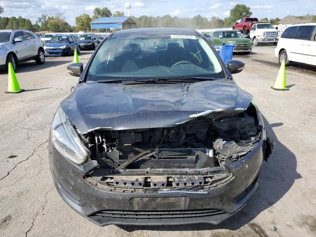 1FADP3F20HL221296 Ford FOCUS SE