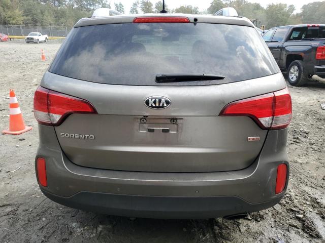 5XYKTCA6XFG572572 KIA SORENTO LX