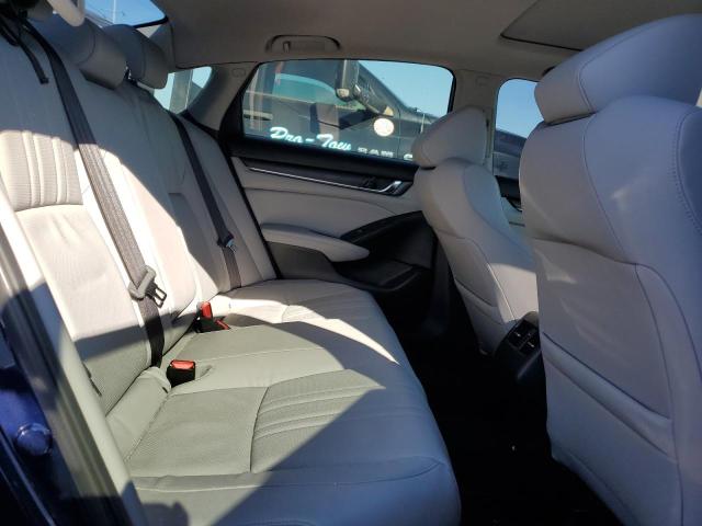 1HGCV2F98JA022471 Honda Accord Touring