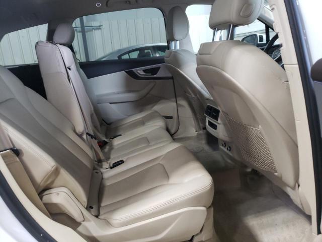 VIN WA1LHAF71KD021218 2019 Audi Q7, Premium Plus no.11