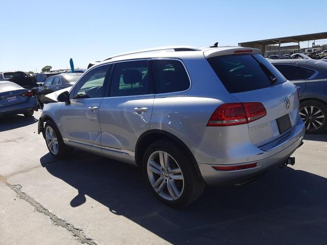  VOLKSWAGEN TOUAREG 2013 Сріблястий