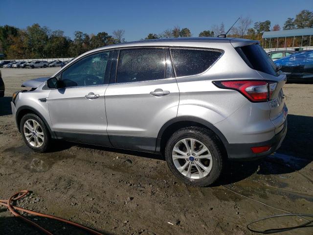  FORD ESCAPE 2017 Сріблястий