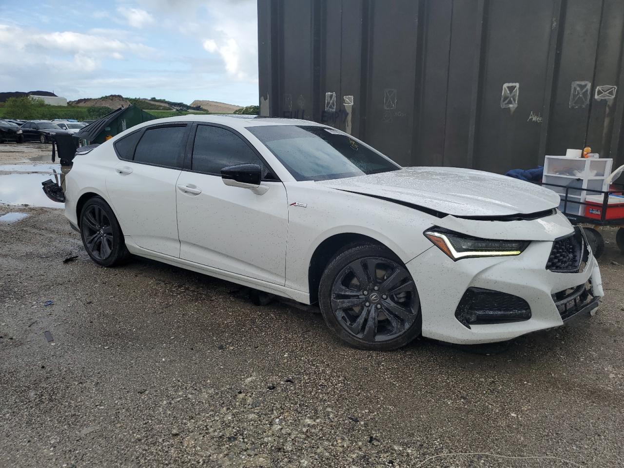 19UUB5F54MA005568 Acura TLX TECH A 4