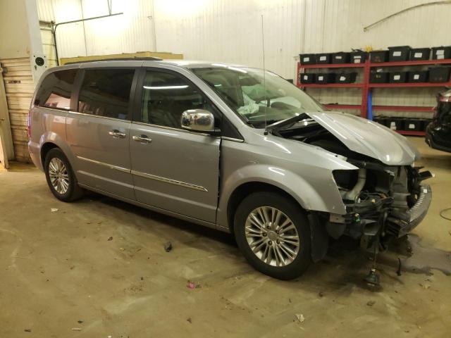 2015 CHRYSLER TOWN & COU - 2C4RC1CG0FR582905