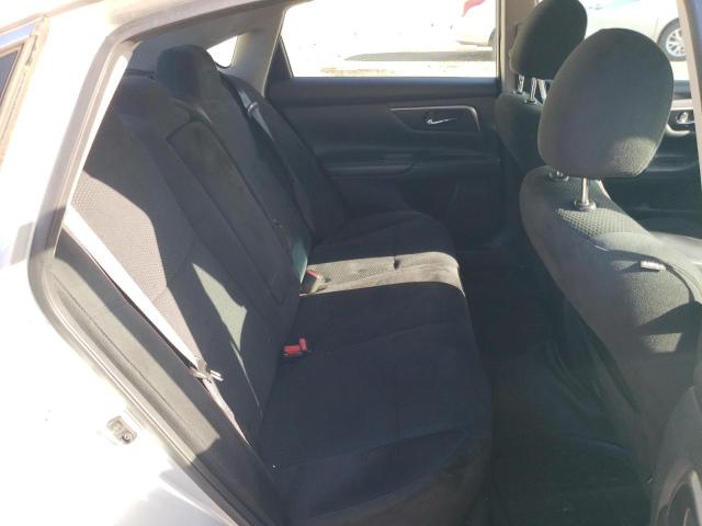 2015 Nissan Altima - Image 10