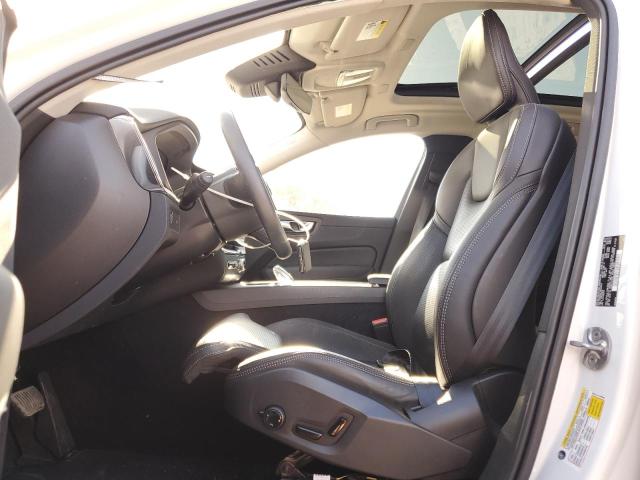 2022 VOLVO XC60 B6 IN - YV4062RL7N1009218