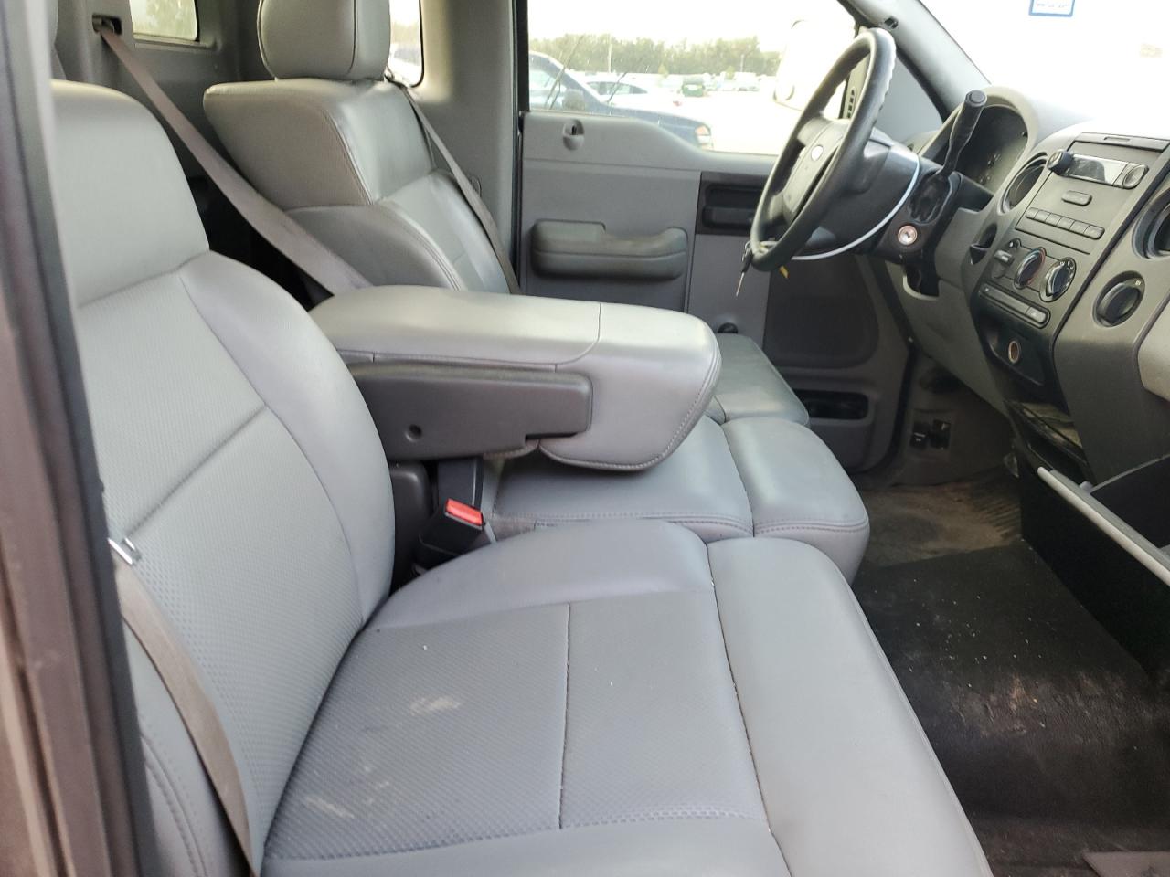 1FTRF12226NA77667 2006 Ford F150