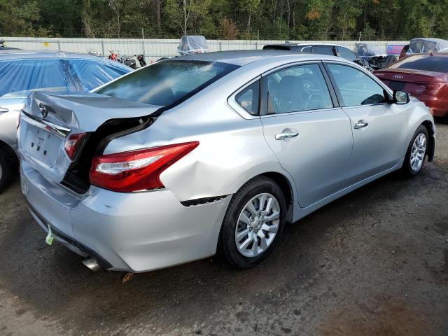 1N4AL3AP3HN315260 Nissan ALTIMA 2.5