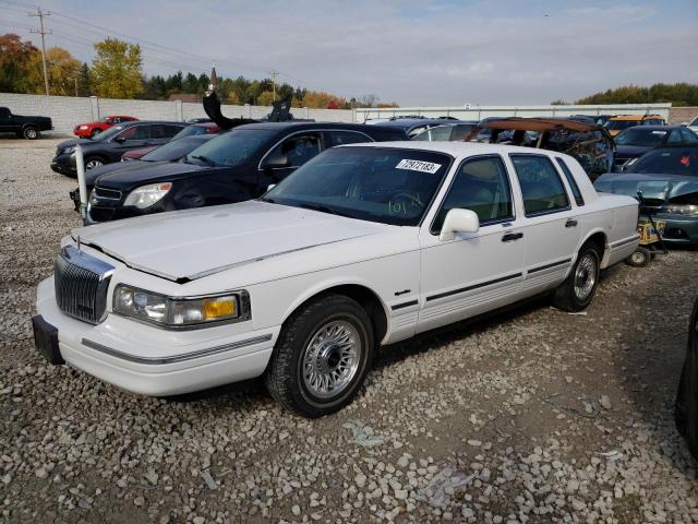 1997 Lincoln Town Car Signature