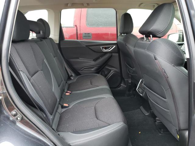 JF2SKAGC6KH571717 Subaru Forester Premium