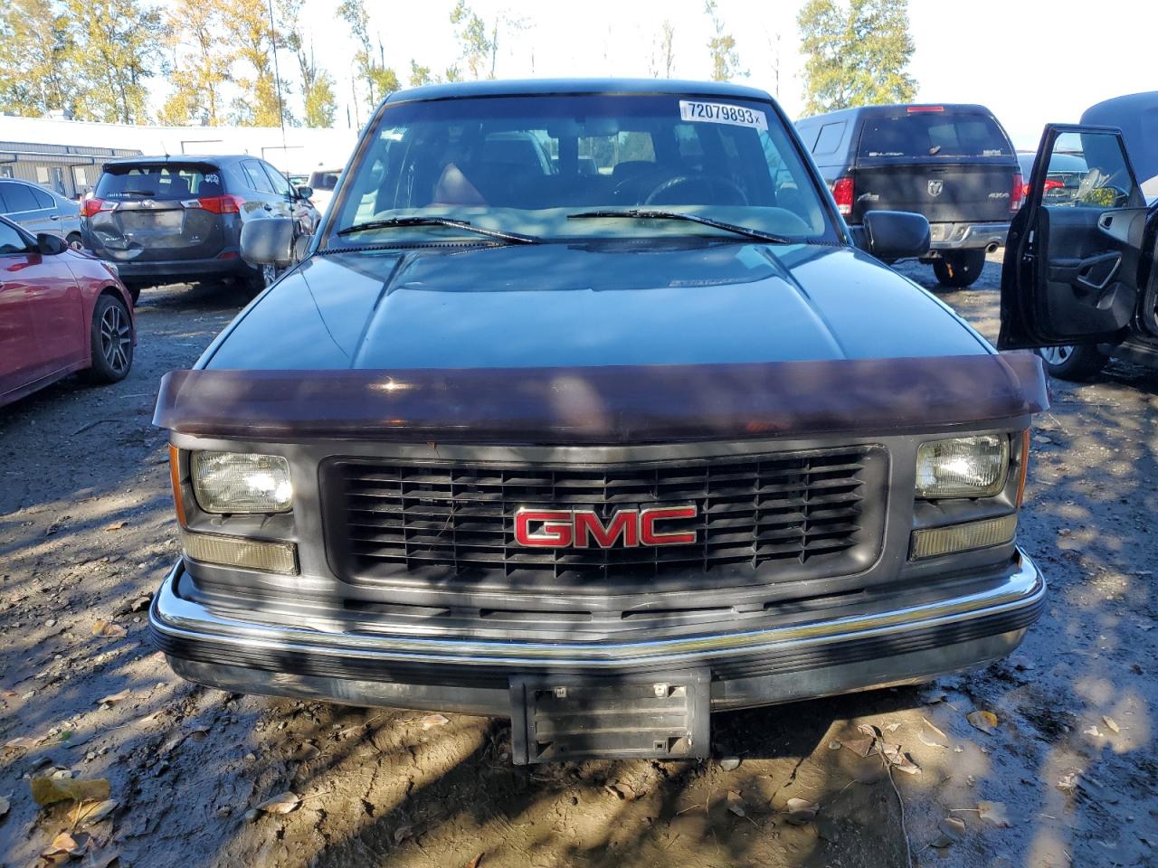 1GKEC16R9VJ728348 1997 GMC Suburban C1500