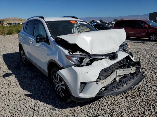 JTMBFREV6GJ098875 Toyota RAV4 LE