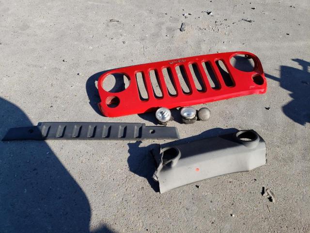 1C4BJWDG6HL538938 Jeep Wrangler Unlimited Sport