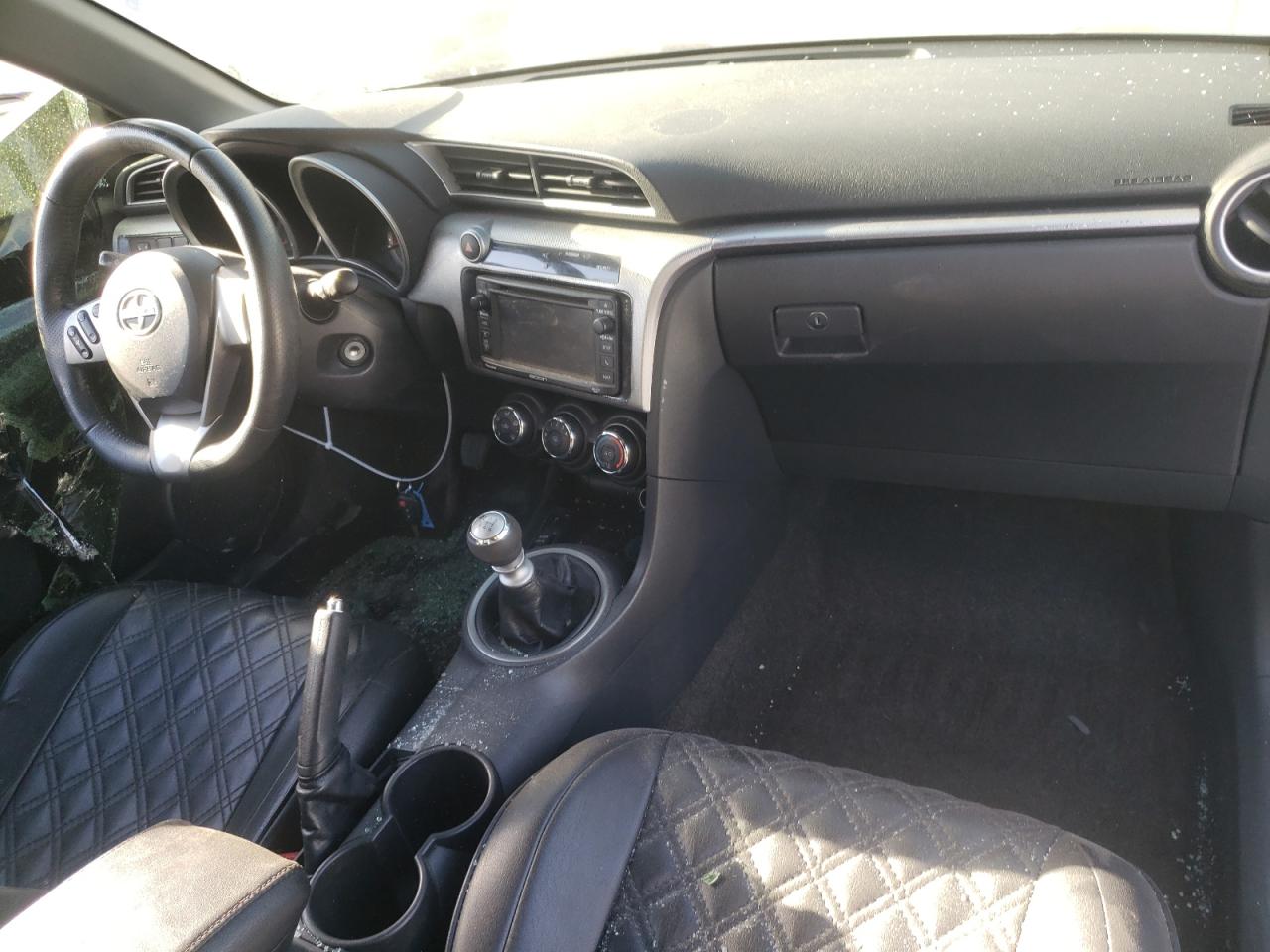 JTKJF5C78FJ001899 2015 Toyota Scion Tc