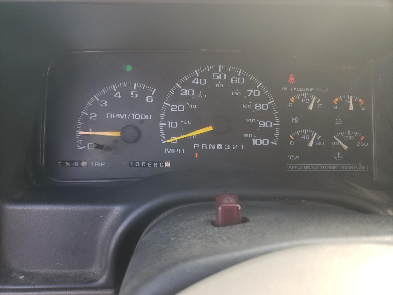 1GKEK13R3XR916410 1999 GMC Denali