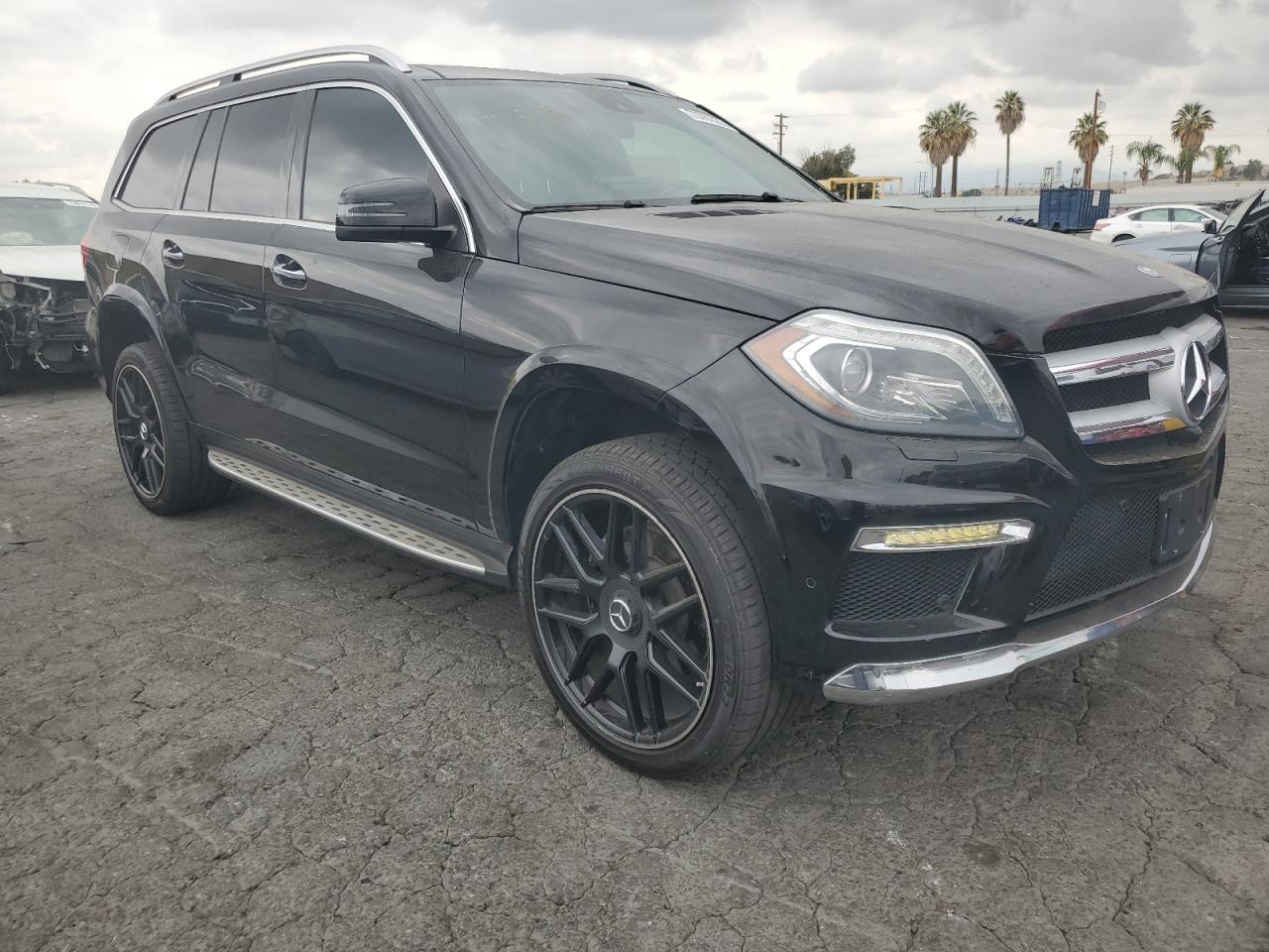 4JGDF7DE7EA326292 2014 Mercedes-Benz Gl 550 4Matic