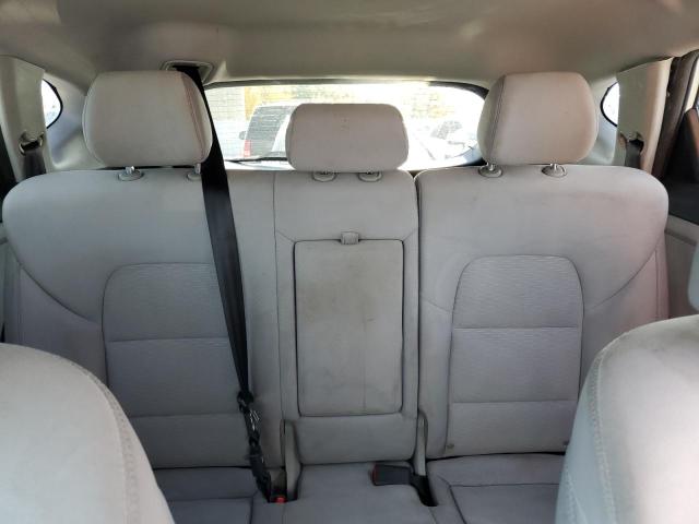 KM8J2CA45KU848965 Hyundai TUCSON SE