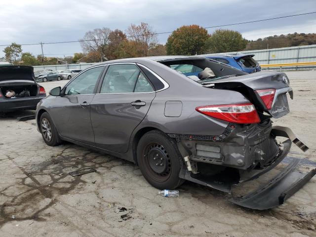 Седани TOYOTA CAMRY 2016 Сірий