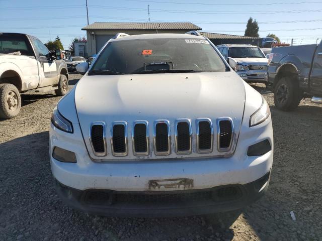 1C4PJLCB3FW790913 Jeep Cherokee Latitude