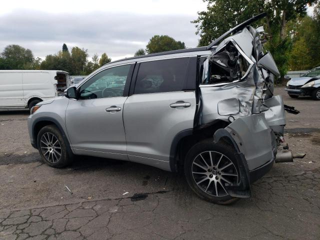 5TDJZRFH8JS539038 Toyota Highlander Se