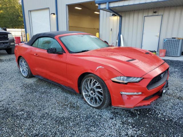 1FATP8UH9J5142929 Ford MUSTANG