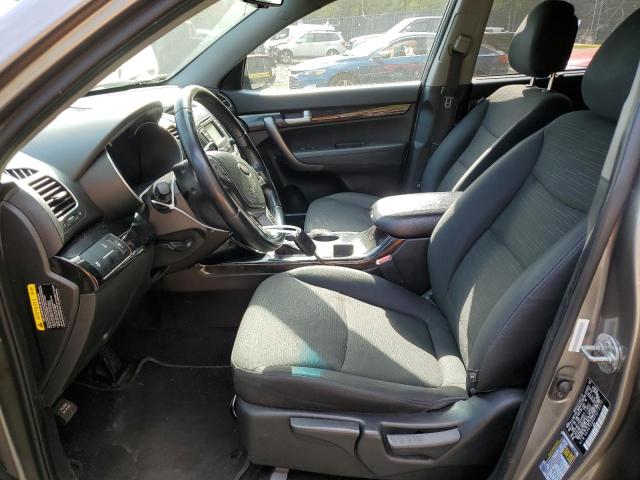 5XYKTCA6XFG572572 KIA SORENTO LX