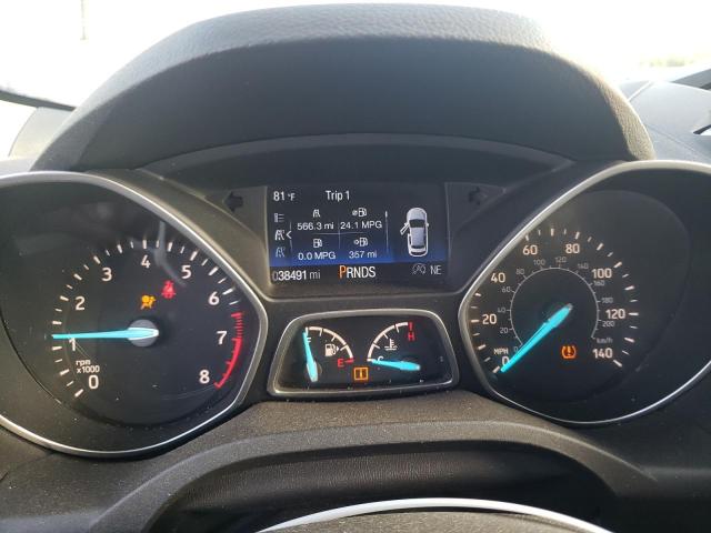 1FMCU9GDXHUC95669 Ford ESCAPE SE